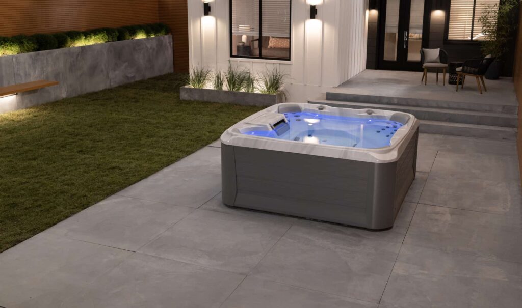 Edison large hot tubs